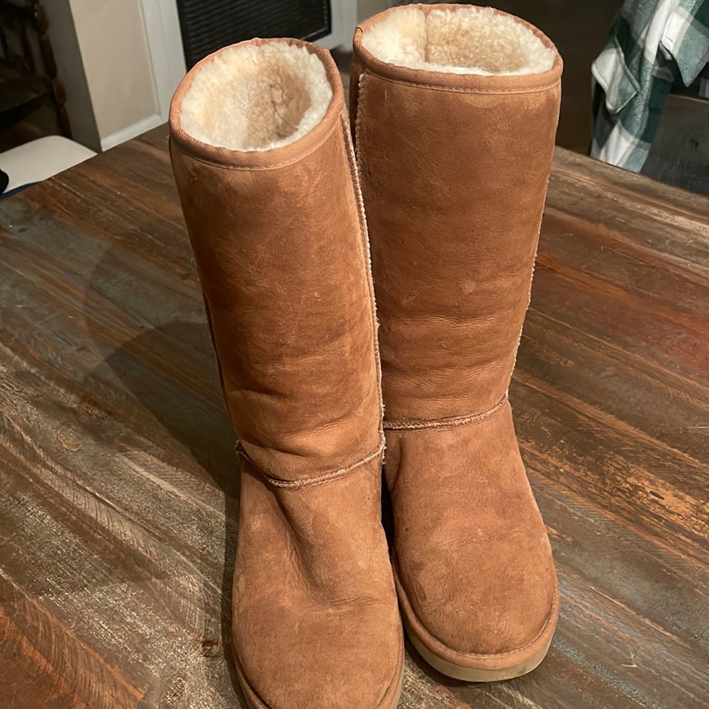 Classic tall Ugg Boots
